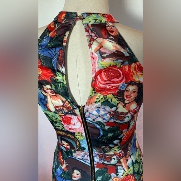 NWOT Calvin Tran print Bodycon dress w/large keyhole opening front/back Small - Picture 7 of 11